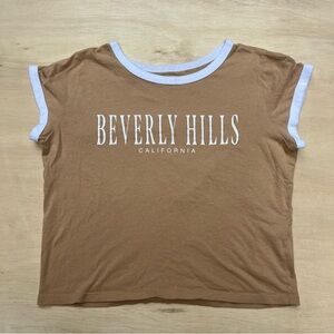 Hollister Beverly Hills California small tan white cropped fitted shirt